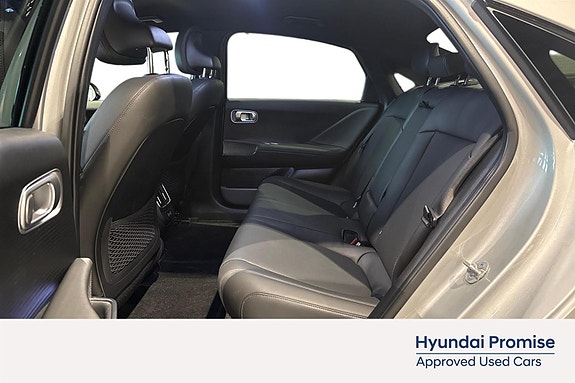 Hyundai Ioniq 6 10 of 25