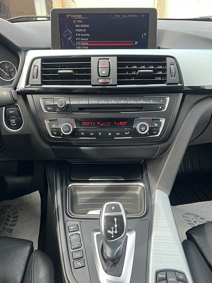 BMW 320d 7 of 11