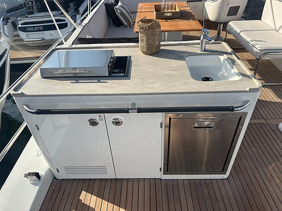 NYHET – BENETEAU SWIFT TRAWLER 43 11 of 18