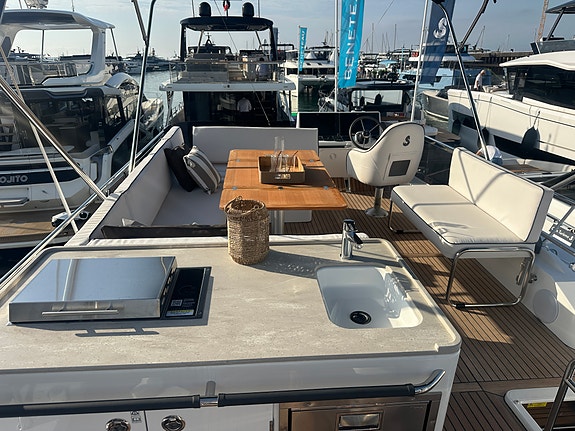 NYHET – BENETEAU SWIFT TRAWLER 43 12 of 18