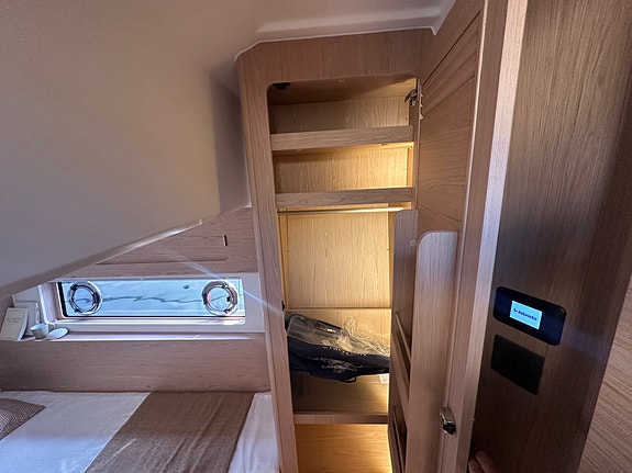 NYHET – BENETEAU SWIFT TRAWLER 43 13 of 18