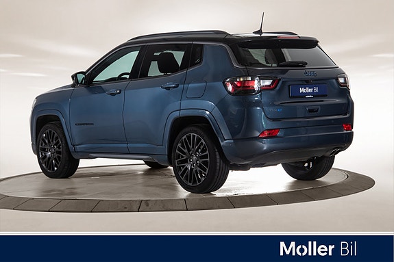 Jeep Compass 8 of 29
