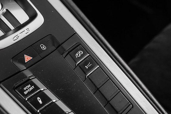 Porsche 911 GT3 26 of 30