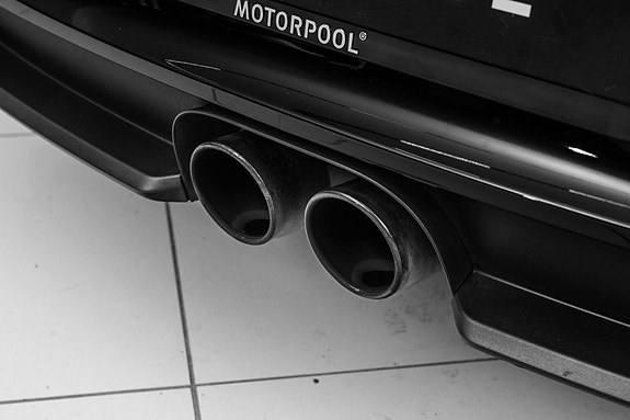 Porsche 911 GT3 12 of 30