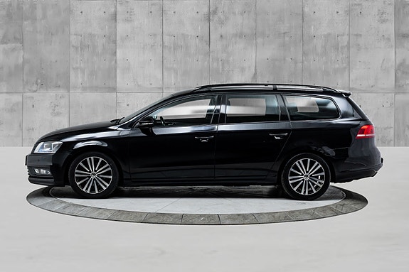 Volkswagen Passat 9 of 29