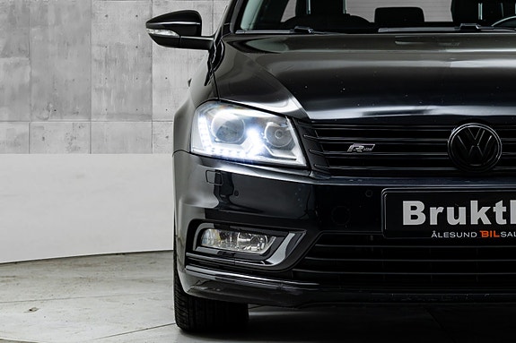 Volkswagen Passat 4 of 29