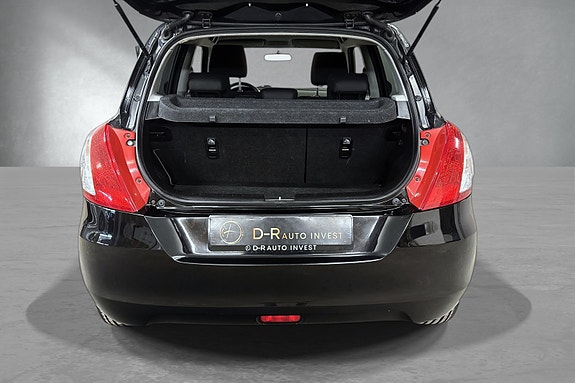 Suzuki Swift 24 of 24