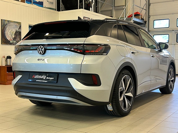 Volkswagen ID.4 GTX 9 of 30