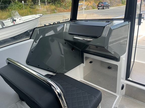 Buster Magnum Cabin Yamaha F300XSB | Bruktbåtsalg – Gjør et kupp i høst! 8 of 21