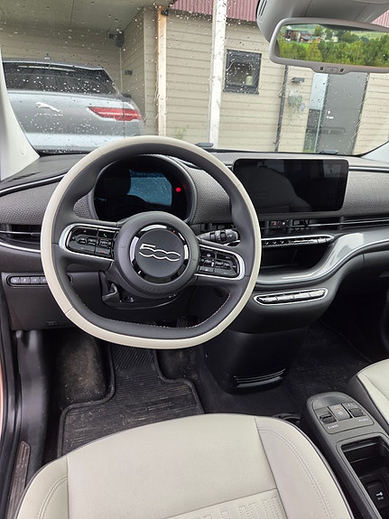 Fiat 500e 8 of 15
