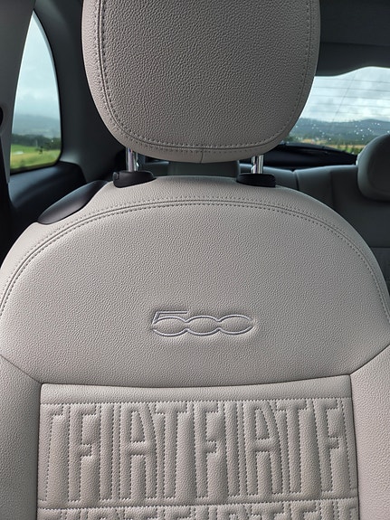 Fiat 500e 12 of 15