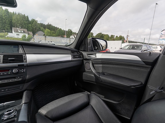 BMW X6 29 of 30