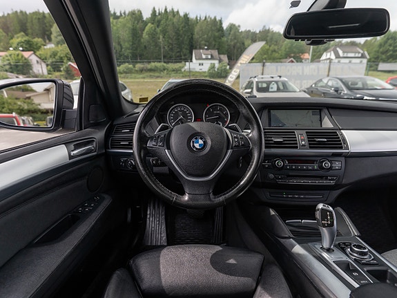 BMW X6 30 of 30