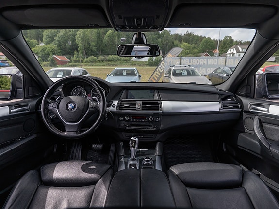 BMW X6 27 of 30