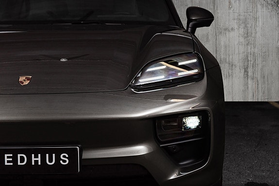 Porsche Macan 5 of 30
