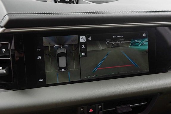Porsche Macan 30 of 30