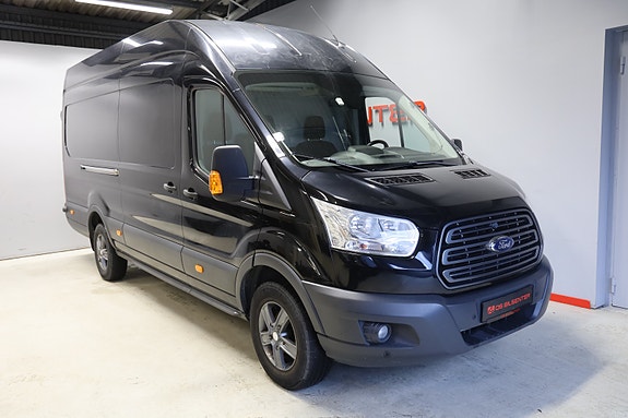 Ford Transit 2 of 11