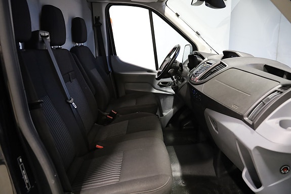 Ford Transit 10 of 11