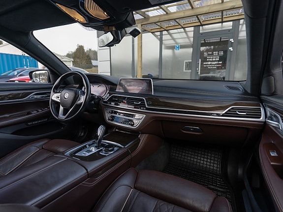 BMW 730d 20 of 30