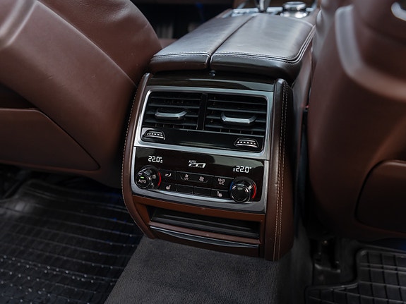 BMW 730d 27 of 30