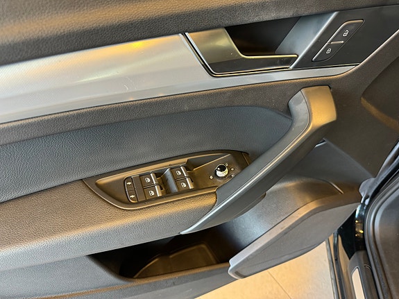 Audi Q5 9 of 29