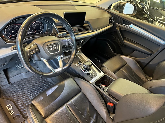 Audi Q5 11 of 29