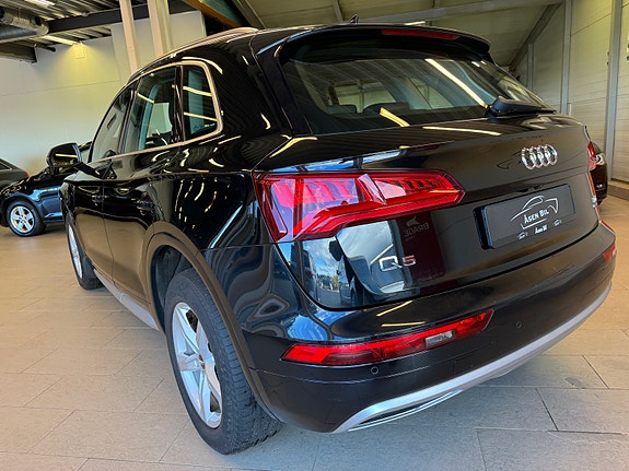 Audi Q5 8 of 29