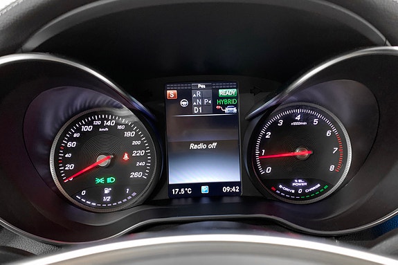 Mercedes-Benz GLC350 e 12 of 14