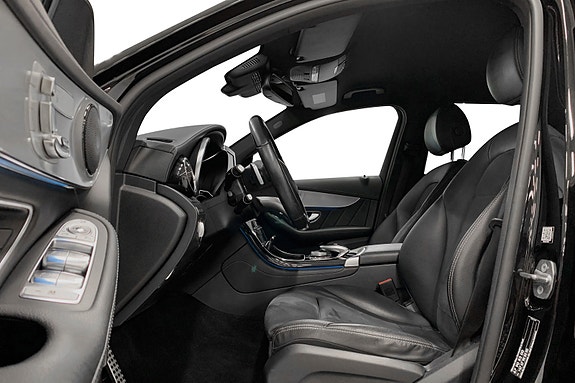 Mercedes-Benz GLC350 e 9 of 14
