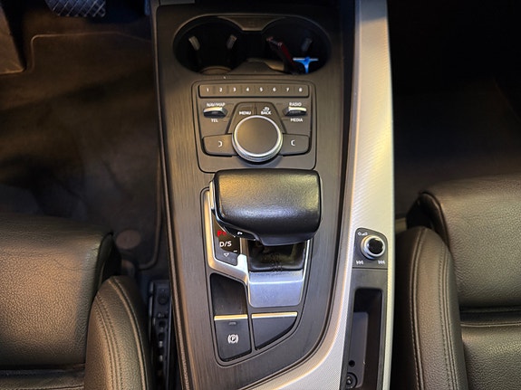 Audi A4 28 of 30