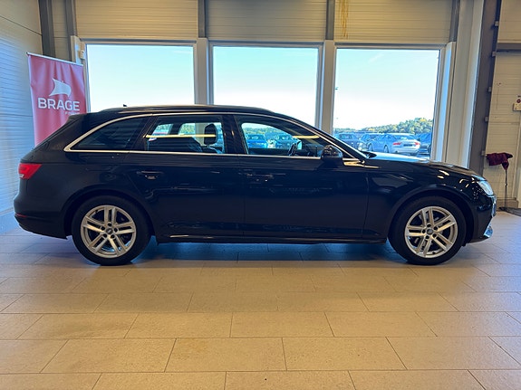 Audi A4 3 of 30