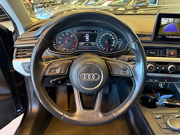 Audi A4 18 of 30