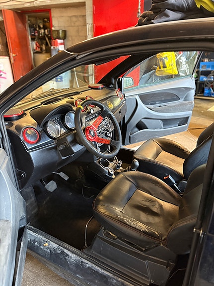 Aixam S8 e Coupe 26 of 30