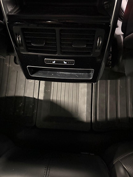Land Rover Range Rover Sport 18 of 30