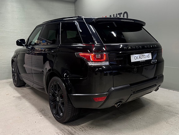 Land Rover Range Rover Sport 11 of 30