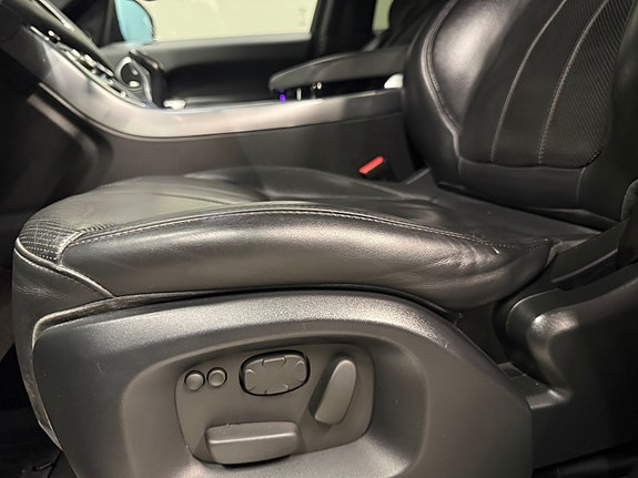 Land Rover Range Rover Sport 29 of 30