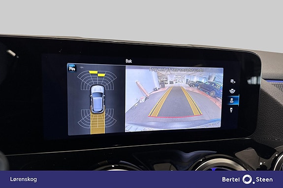 Mercedes-Benz EQA300 22 of 28