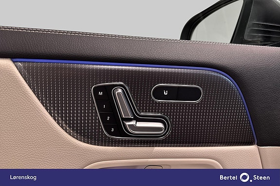 Mercedes-Benz EQA300 11 of 28