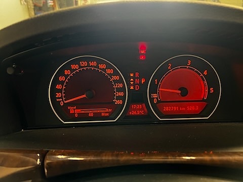 BMW 730d 24 of 30