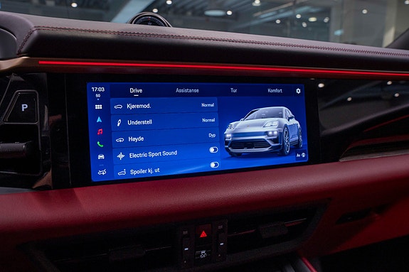 Porsche Macan 22 of 30