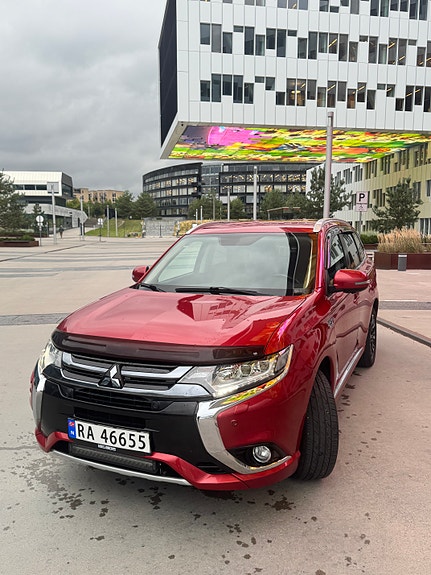 Mitsubishi Outlander 4 of 30