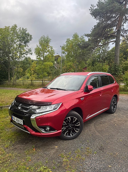 Mitsubishi Outlander 8 of 30