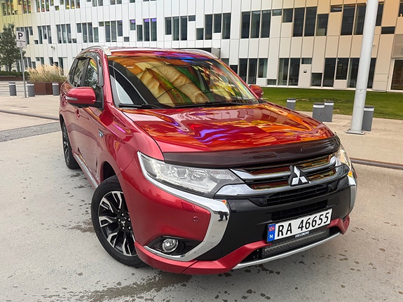 Mitsubishi Outlander 3 of 30