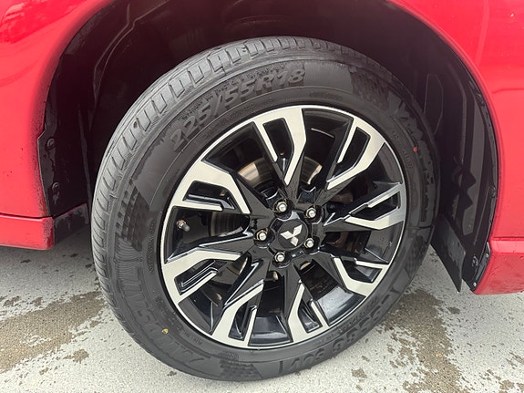 Mitsubishi Outlander 10 of 30