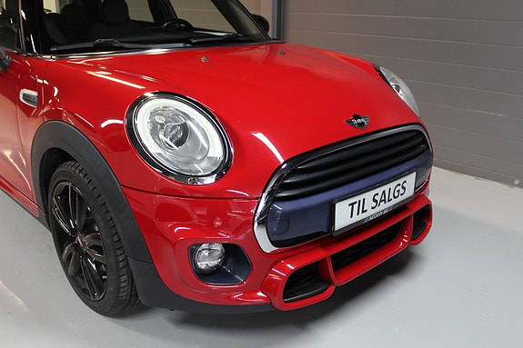 MINI Cooper 21 of 22