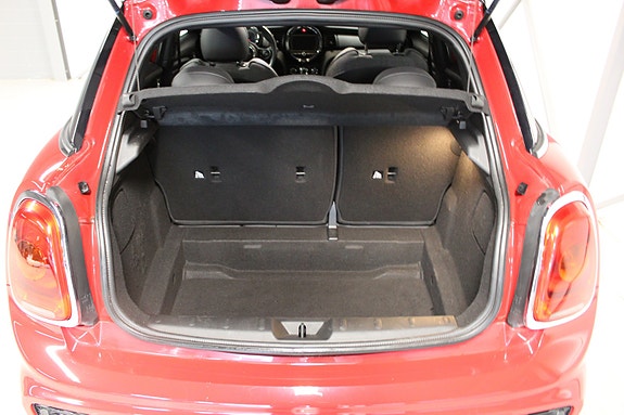 MINI Cooper 18 of 22
