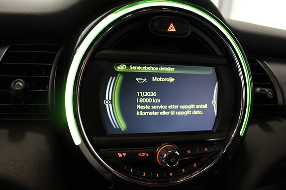 MINI Cooper 17 of 22
