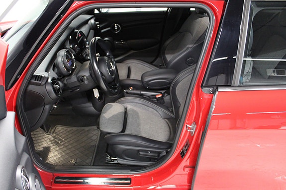 MINI Cooper 8 of 22