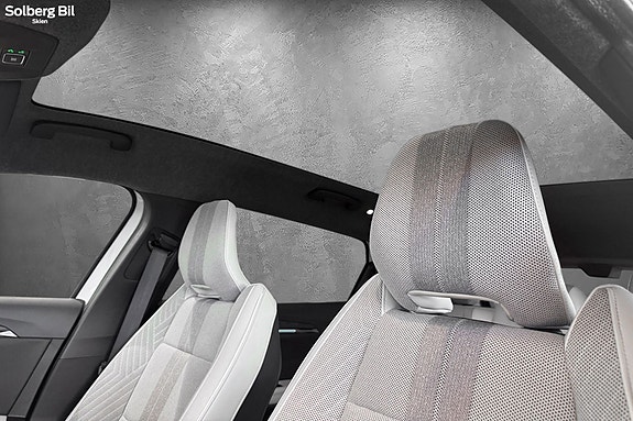 Renault Scenic E-Tech 18 of 30