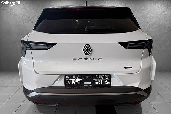 Renault Scenic E-Tech 6 of 30
